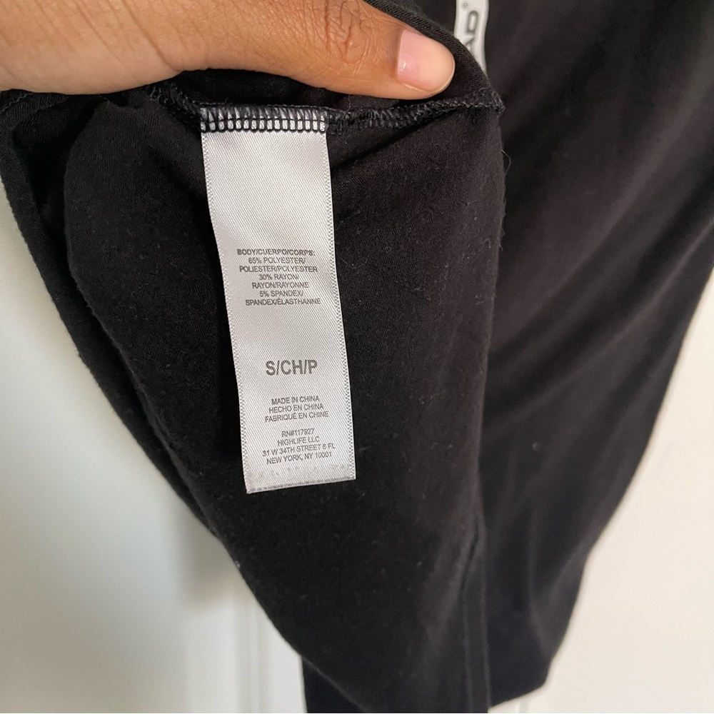 Head Open Back T-Shirt - Picture 6 of 7